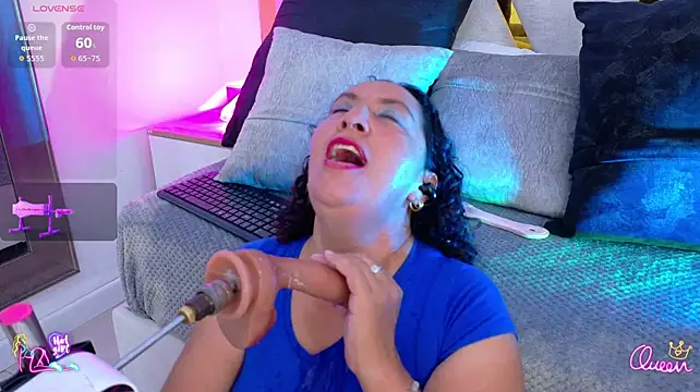 Luna_Naughty1 - fill my mouth with milk