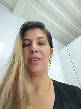 Scarlett_moore - I suck dildo in public as were your dick