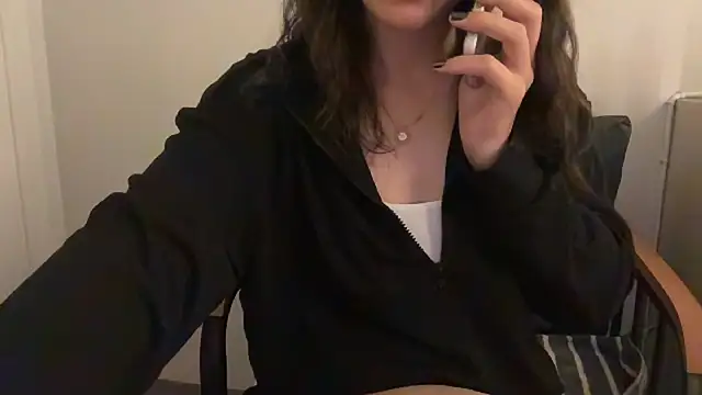 Zeze_2424 - saclarimi uzatmak istyorummm