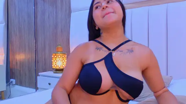 ScarletJons - Seduce you with my legs 🔥