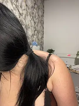 LittleChaosQueen - 20 Videos 💦