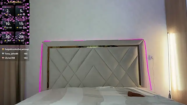BecaItsme - suck a dildo