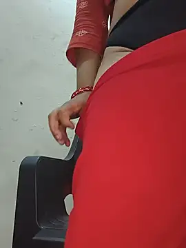 SpasyQueen69 - Sit in bra_2 min