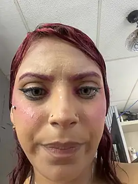 GiaRedd - Mega squirt in my facec