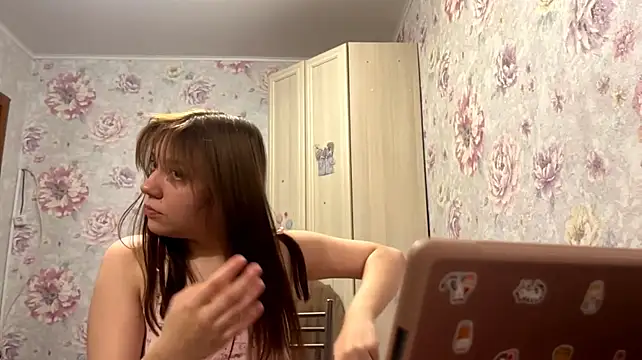 Miss_Aurelia - spanking in doggy