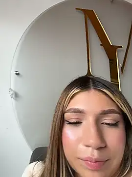 Issa_pink18 - oil in asshole