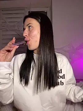 Lira_Fayeee - Sweet ass