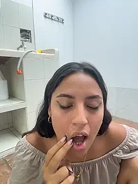 MeggyMae_ - big orgasm full squirt