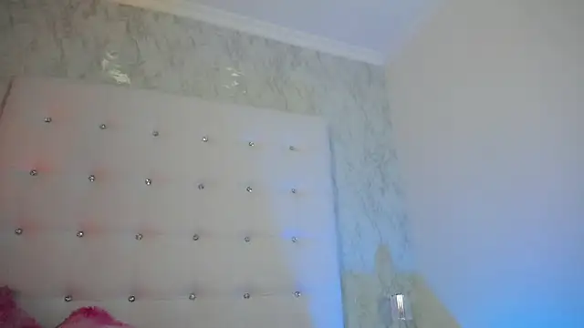 Violletta_blayke - You choose my show😈👀