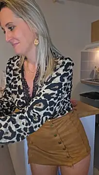 Malicia-hot - Suce Gode