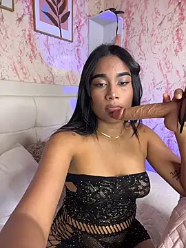 ISIS__DOLL