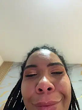 Hannagarces26 - squit face