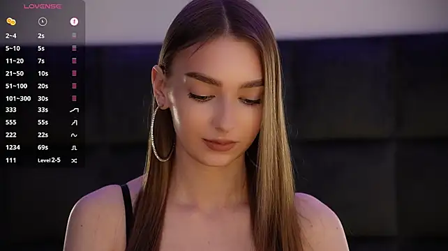 GoldieHarrington - Caress ass