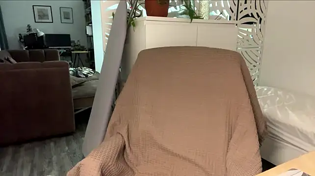 JaimeScheaffer - Move camera closer to the body