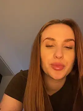 ChiaraVelvet - Squezze my Boobs 🥵