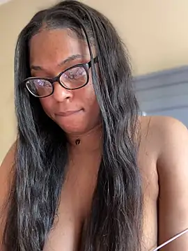 CandyLuxxxx - Nipple clamps ♥️ vid last tip