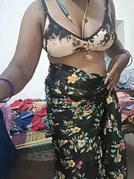 Tamil-hotwife - Ass show 💦💦🫦🔥🔥