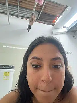 MeggyMae_ - show my pussy + rub clit