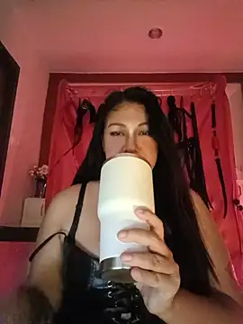 Dominalisa - Public Pussy Masturbation and Squirting