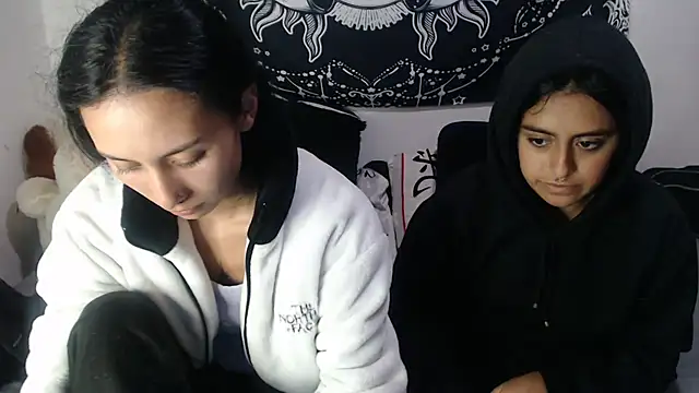 Abby_n_emily - SHOW SQUIRT X2