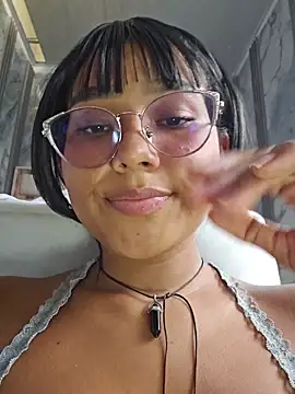 Andrea_Rocceri - DOMI CONTROL ON MY CLIT UNTIL SQUIRT💦