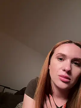 ChiaraVelvet - Squezze my Boobs 🥵