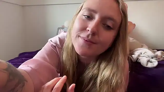 Pattyworld69 - finger my pussy + control link