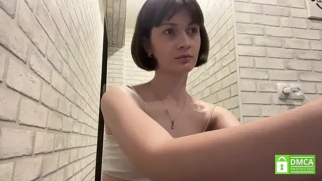 Milisooona - Tease my boobs under t-shirt🥰
