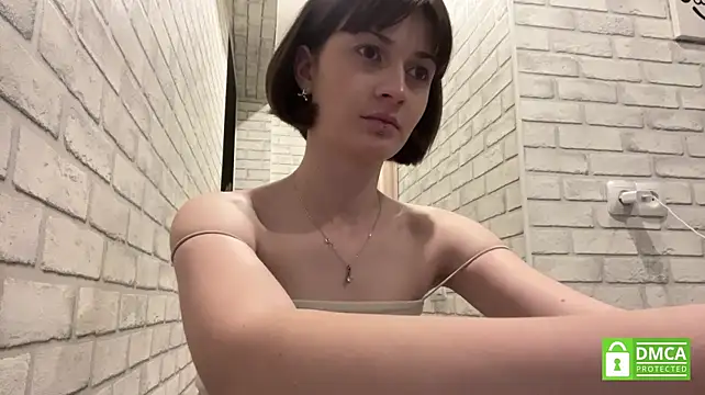 Milisooona - Tease my boobs under t-shirt🥰