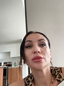 Madonnaaaa - im so horny daddy help pussy cum big