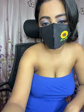 Naughty_Queen49 - 2 Ice on boobs 🧊🥵