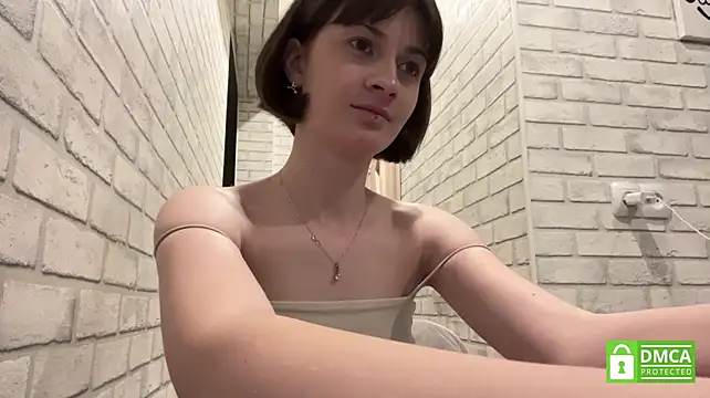 Milisooona - Tease my boobs under t-shirt🥰