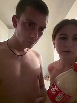FAMILYHOTT - Cum on face