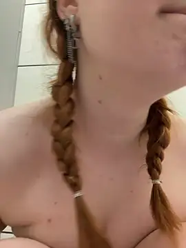 Freaky__Nikki - really sloppy dildo blow job near urinas