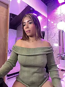 Sofiaa_evanss_ - Show boobs