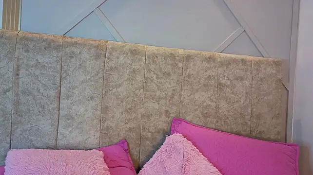 Zoe_moon__ - dildo in pussy