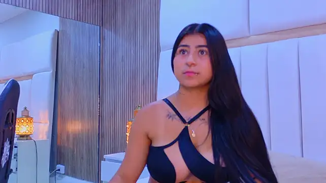 ScarletJons - Seduce you with my legs 🔥