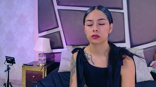 NicoleEsposito - 💋 Lick my lips slowly