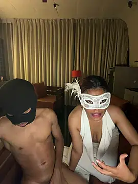 Partnersincrime07 - Full naked sex in hotel garden🪴