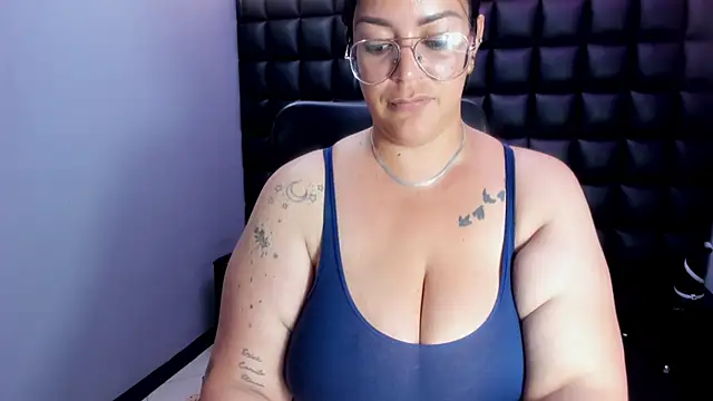 Alexa_Rush - Naked and masturbation