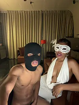 Partnersincrime07 - Full naked sex in hotel garden🪴