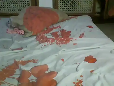 Goldy_petite - twerk