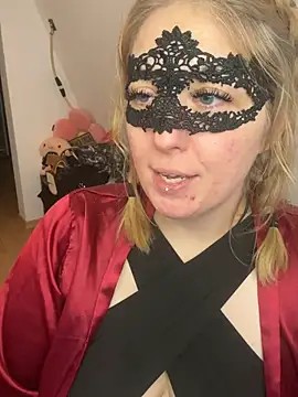 -CurvySecret- - 🍒Spit on my Boobs