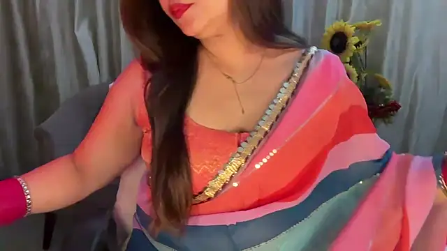 Dikshaindin - show boobs