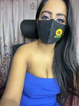 Naughty_Queen49 - 2 Ice on boobs 🧊🥵