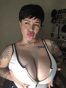 KatInk - FUCK MY MOUTH AND LICK NIPS