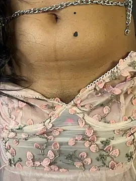 Sneha_babe - 🍫🍦 Chocolate Syrup On Boobs 🍫🍦
