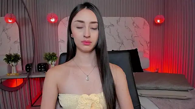 Ashleylincolnn - slow blowjob and eye contact