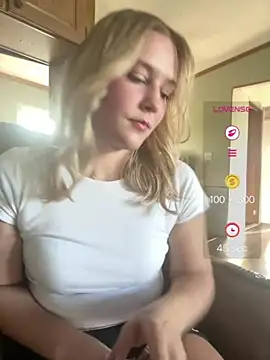 A1lesandra3 - Take off shorts