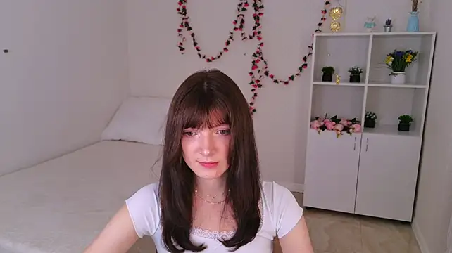 OwlEva - feet in stockings)